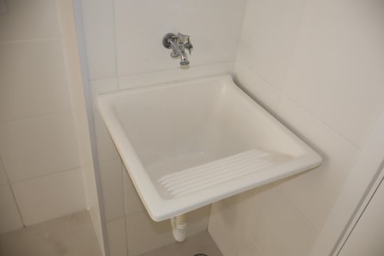Cozinha e Área de Serviço de apartamento para alugar com 2 quartos, 33m² em Vila Ema, São Paulo