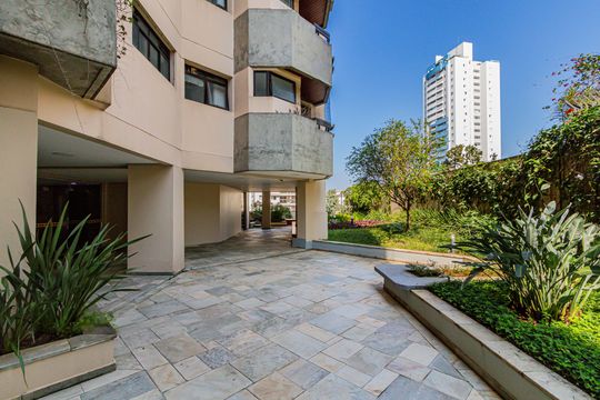 Área comum - Jardim de apartamento para alugar com 3 quartos, 154m² em Alto da Lapa, São Paulo