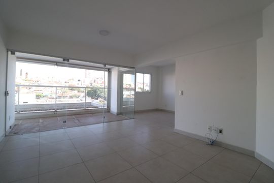 Apartamento para alugar com 3 quartos, 119m² em Saraiva, Uberlândia
