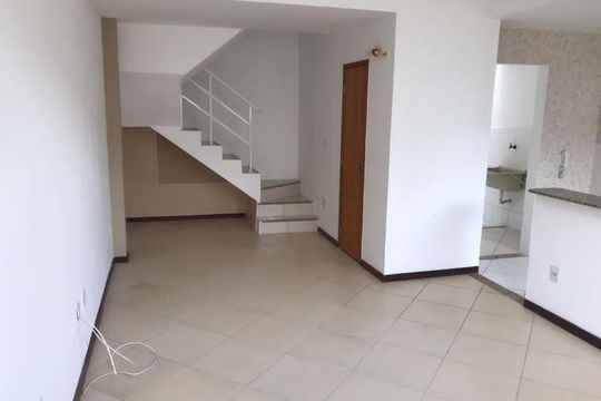 Casa à venda com 2 quartos, 70m² em Jardim Sulacap, Rio de Janeiro
