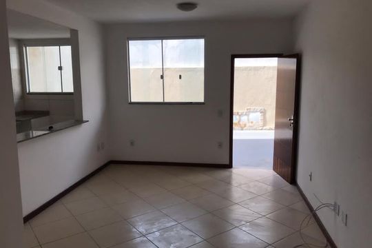 Sala de casa à venda com 2 quartos, 70m² em Jardim Sulacap, Rio de Janeiro