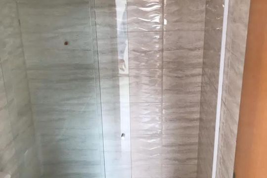 Banheiro 1 de casa à venda com 2 quartos, 70m² em Jardim Sulacap, Rio de Janeiro