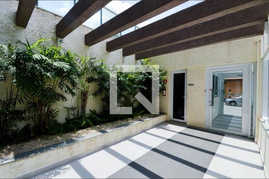 Área comum de apartamento para alugar com 2 quartos, 55m² em Vila Galvão, Guarulhos