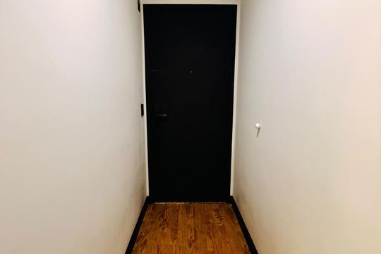 Corredor de apartamento à venda com 2 quartos, 74m² em Jardim Henriqueta, Taboão da Serra