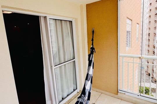 Varanda de apartamento à venda com 2 quartos, 74m² em Jardim Henriqueta, Taboão da Serra