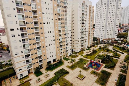 Vista de apartamento à venda com 2 quartos, 74m² em Jardim Henriqueta, Taboão da Serra