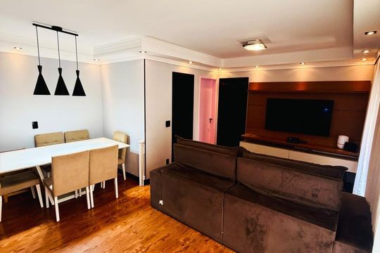 Apartamento à venda com 2 quartos, 74m² em Jardim Henriqueta, Taboão da Serra