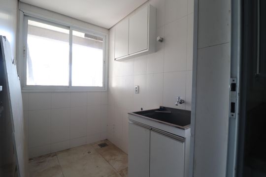 Área de Serviço de apartamento para alugar com 4 quartos, 240m² em Saraiva, Uberlândia