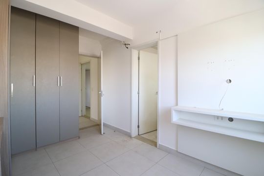 Quarto 1 - Suíte de apartamento para alugar com 4 quartos, 240m² em Saraiva, Uberlândia