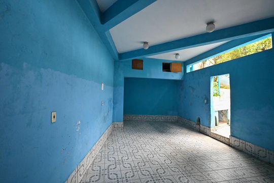 Garagem de casa à venda com 2 quartos, 168m² em Jardim São Luís, São Paulo