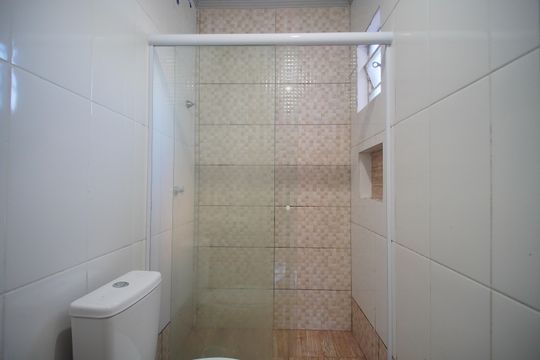 Banheiro de casa à venda com 2 quartos, 56m² em Canudos, Novo Hamburgo