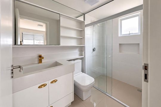 Banheiro da suíte de apartamento para alugar com 2 quartos, 80m² em Campinas, São José