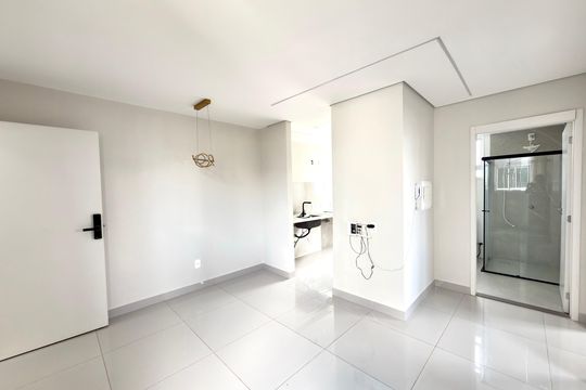 Sala de apartamento para alugar com 2 quartos, 45m² em Colonial, Contagem