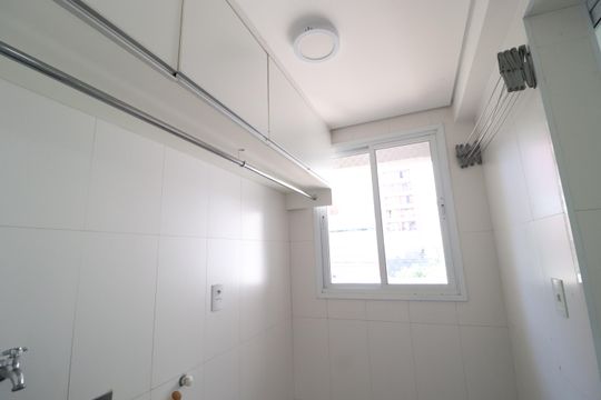 Área de Serviço de apartamento para alugar com 3 quartos, 112m² em Saraiva, Uberlândia