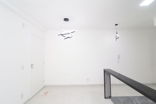Sala de apartamento à venda com 2 quartos, 45m² em Jardim Helian, São Paulo