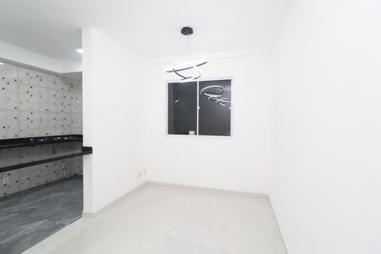 Apartamento à venda com 2 quartos, 45m² em Jardim Helian, São Paulo