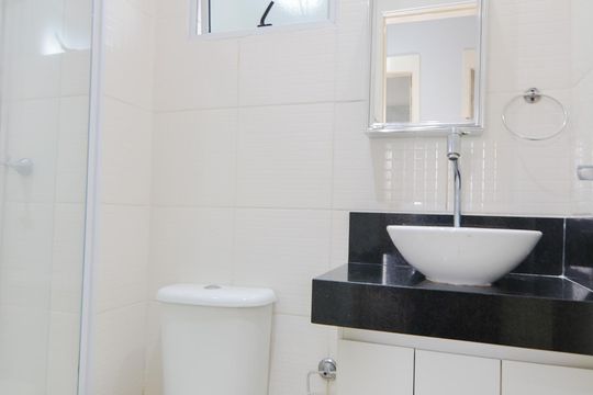 Banheiro de apartamento para alugar com 3 quartos, 60m² em Vila Florida, Guarulhos
