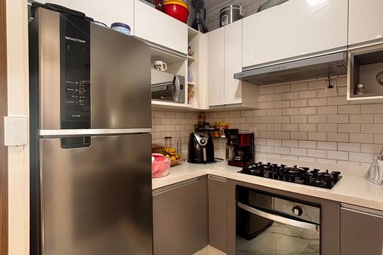 Cozinha de casa de condomínio à venda com 2 quartos, 70m² em Chácaras São Luís, Barueri