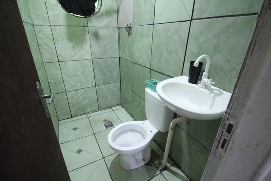 Banheiro de casa para alugar com 2 quartos, 82m² em Vila Pinho Vale do Jatobá (barreiro), Contagem