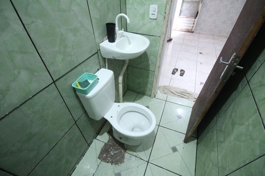Banheiro de casa para alugar com 2 quartos, 82m² em Vila Pinho Vale do Jatobá (barreiro), Contagem