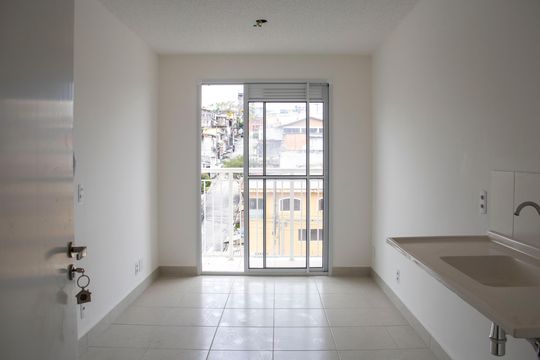Apartamento à venda com 2 quartos, 40m² em Vila Carmosina, São Paulo