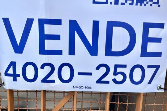 Plaquinha instalada - MMGQ-1086 de casa à venda com 2 quartos, 105m² em Mirandópolis, São Paulo