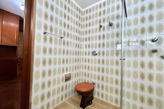 Banheiro da Suíte de casa à venda com 2 quartos, 105m² em Mirandópolis, São Paulo