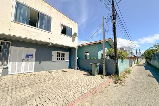 Vista da Rua de apartamento para alugar com 2 quartos, 75m² em Ingleses Norte, Florianópolis