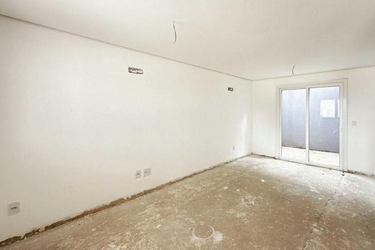 Casa à venda com 4 quartos, 133m² em Tristeza, Porto Alegre