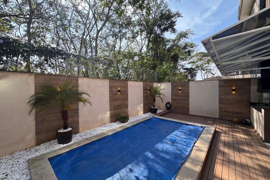Piscina de casa de condomínio para alugar com 3 quartos, 400m² em Jardim da Gloria, Cotia