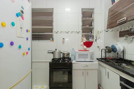 Cozinha de apartamento à venda com 2 quartos, 47m² em Bela Vista, São Paulo
