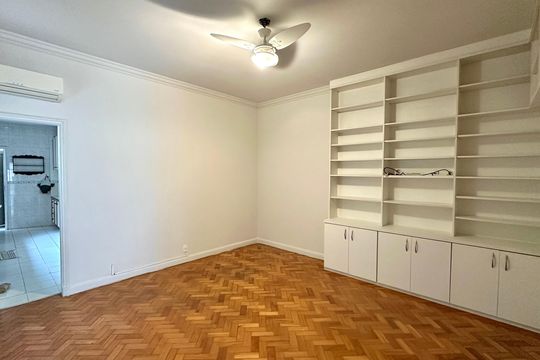 Apartamento à venda com 3 quartos, 172m² em Copacabana, Rio de Janeiro
