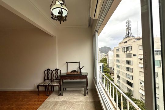 Apartamento à venda com 3 quartos, 172m² em Copacabana, Rio de Janeiro