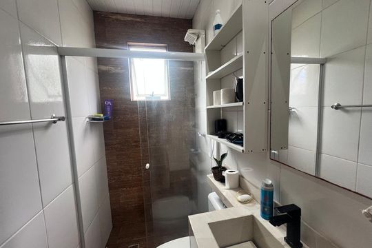 Banheiro de casa para alugar com 1 quarto, 140m² em Guaratiba, Maricá