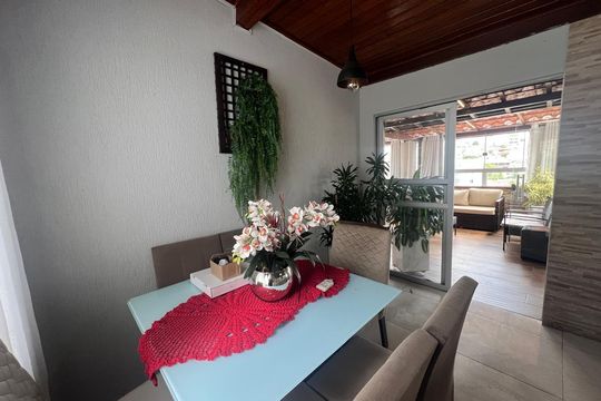 Sala de casa para alugar com 1 quarto, 140m² em Guaratiba, Maricá