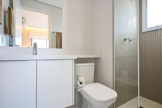 Banheiro Suíte  de apartamento para alugar com 2 quartos, 60m² em Vila Progredior, São Paulo