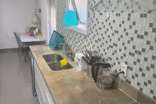 Cozinha de apartamento para alugar com 3 quartos, 198m² em Jardim Santa Mena, Guarulhos