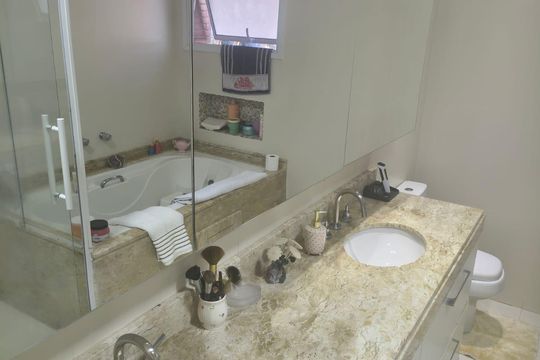 Apartamento para alugar com 3 quartos, 198m² em Jardim Santa Mena, Guarulhos
