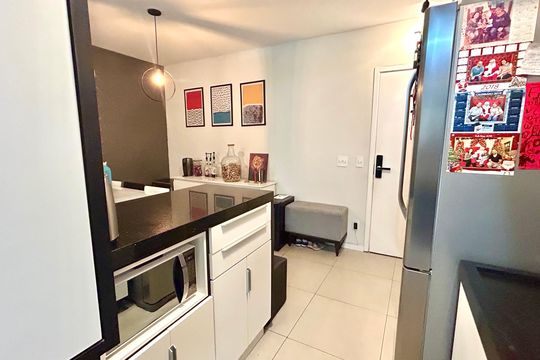 Cozinha de apartamento à venda com 2 quartos, 80m² em Picanço, Guarulhos