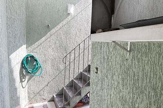 Escada de casa para alugar com 3 quartos, 120m² em Parque Marajoara, Santo André