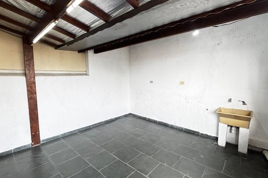 Área de Serviço de casa para alugar com 3 quartos, 120m² em Parque Marajoara, Santo André