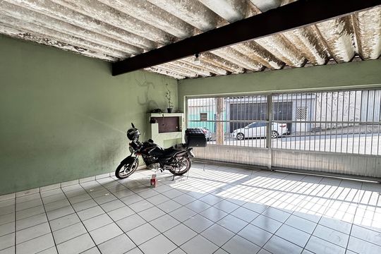 Garagem de casa para alugar com 3 quartos, 120m² em Parque Marajoara, Santo André