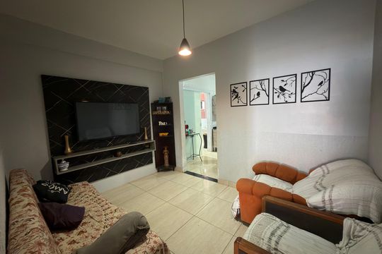 Casa à venda com 6 quartos, 180m² em Recanto das Emas, Brasília
