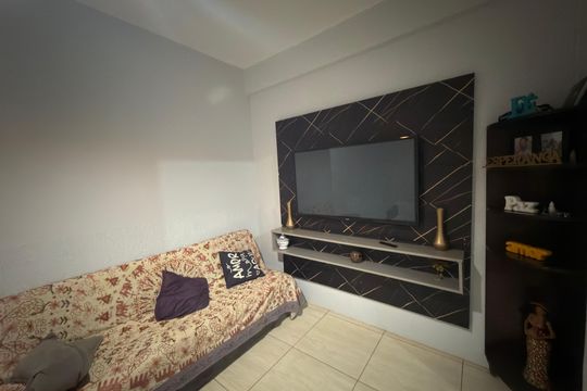 Casa à venda com 6 quartos, 180m² em Recanto das Emas, Brasília