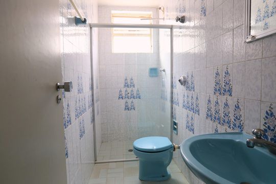 Banheiro de apartamento à venda com 3 quartos, 133m² em Sagrada Família, Belo Horizonte