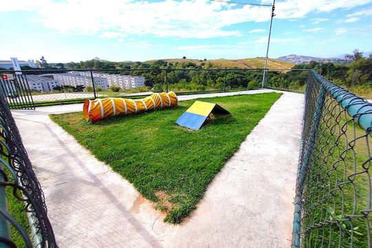 Área externa de apartamento para alugar com 2 quartos, 45m² em Santa Amélia, Belford Roxo