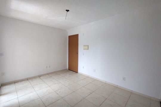 Sala de apartamento para alugar com 2 quartos, 45m² em Santa Amélia, Belford Roxo