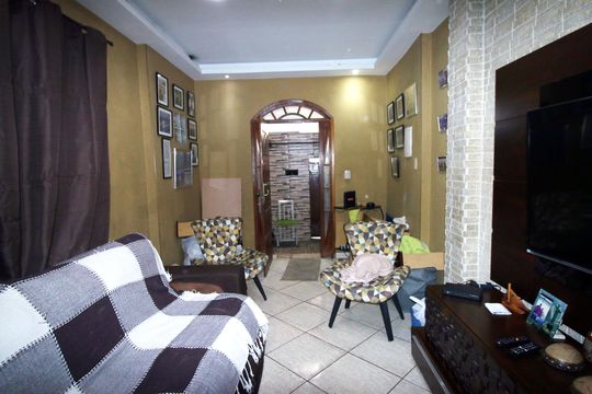 Casa para alugar com 3 quartos, 140m² em Rocha Miranda, Rio de Janeiro