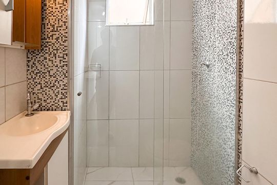 Banheiro Social de apartamento para alugar com 2 quartos, 64m² em Baeta Neves, São Bernardo do Campo