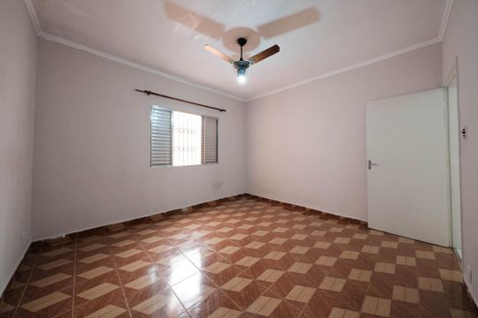 Quarto 1 de casa à venda com 3 quartos, 1000m² em Jardim Aricanduva, São Paulo
